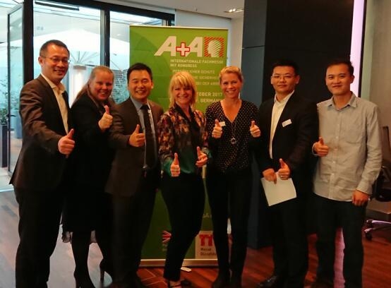 1537261379490992.jpg f219e109270bc94140922bef56cb6c7a.jpg